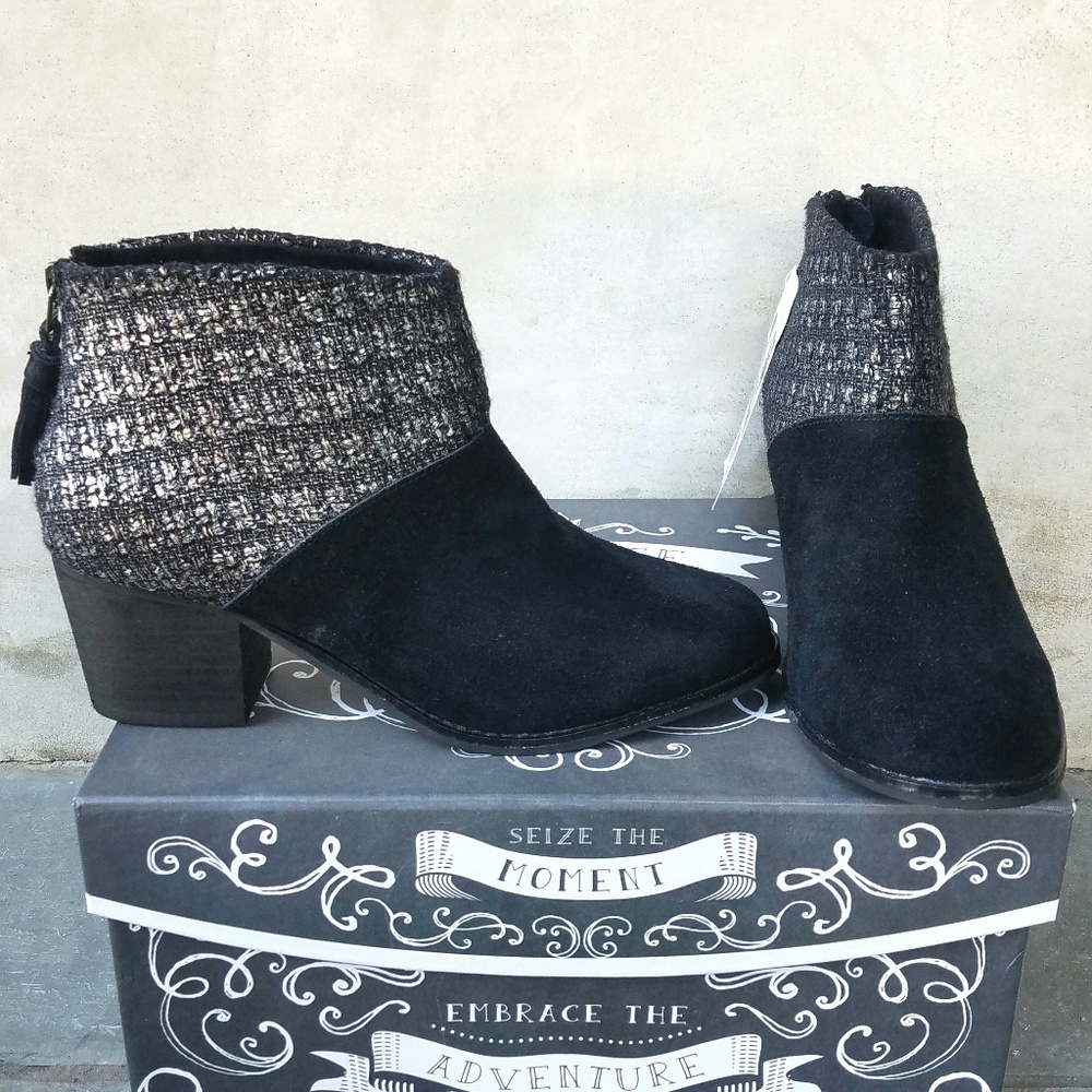 Sassy Chic Toms Booties - Picture 3 of 8